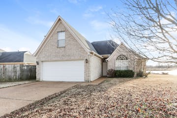 9723 Tucker Creek Cove Cordova, TN 38018